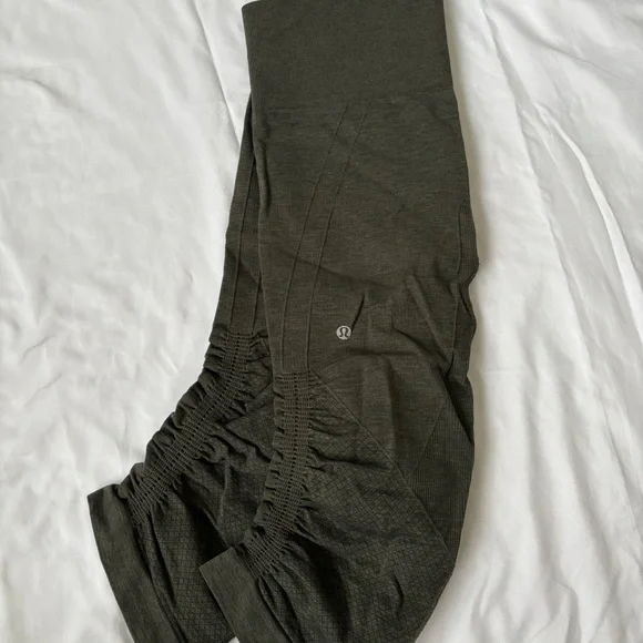 Lululemon Capris - Picture 2 of 2